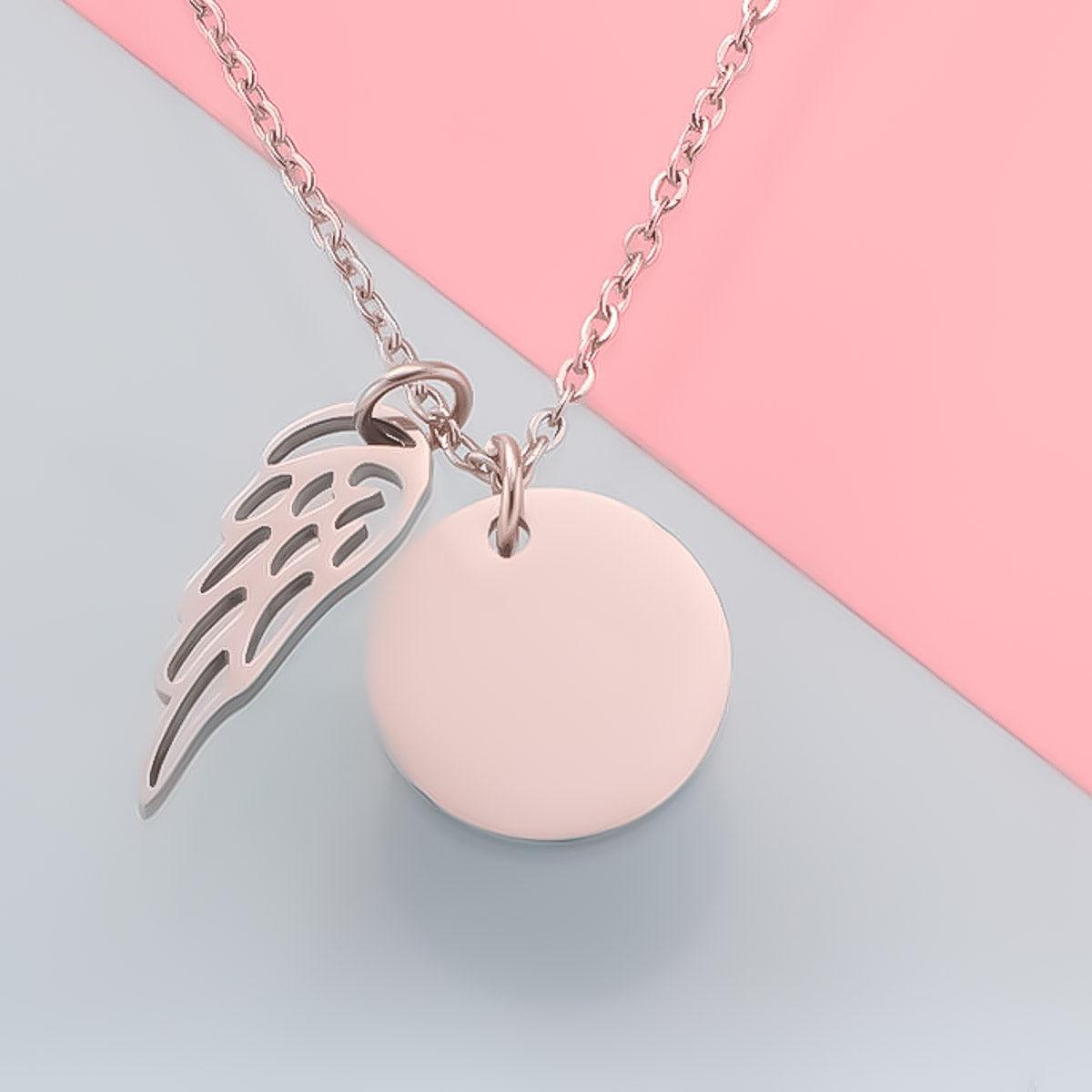 Collier "Feather" avec breloque gravée pour les initiales