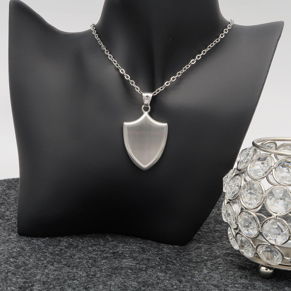 Collier homme "Shield" avec gravure gratuite